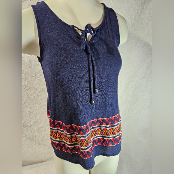 Altard State Embroidered Sleeveless Top - Picture 10 of 10